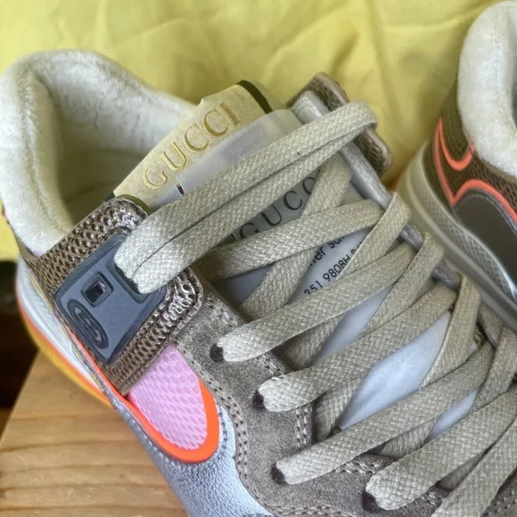 Women's ultrspace sneaker - Picture 3 of 4